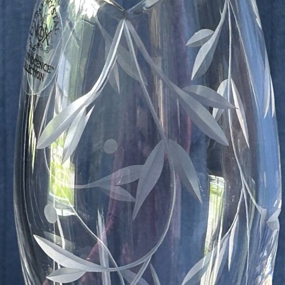Lenox White Glass Art 9" Vase with Intricate Geometric Cuts and Sparkling Facets - Picture 9 of 11